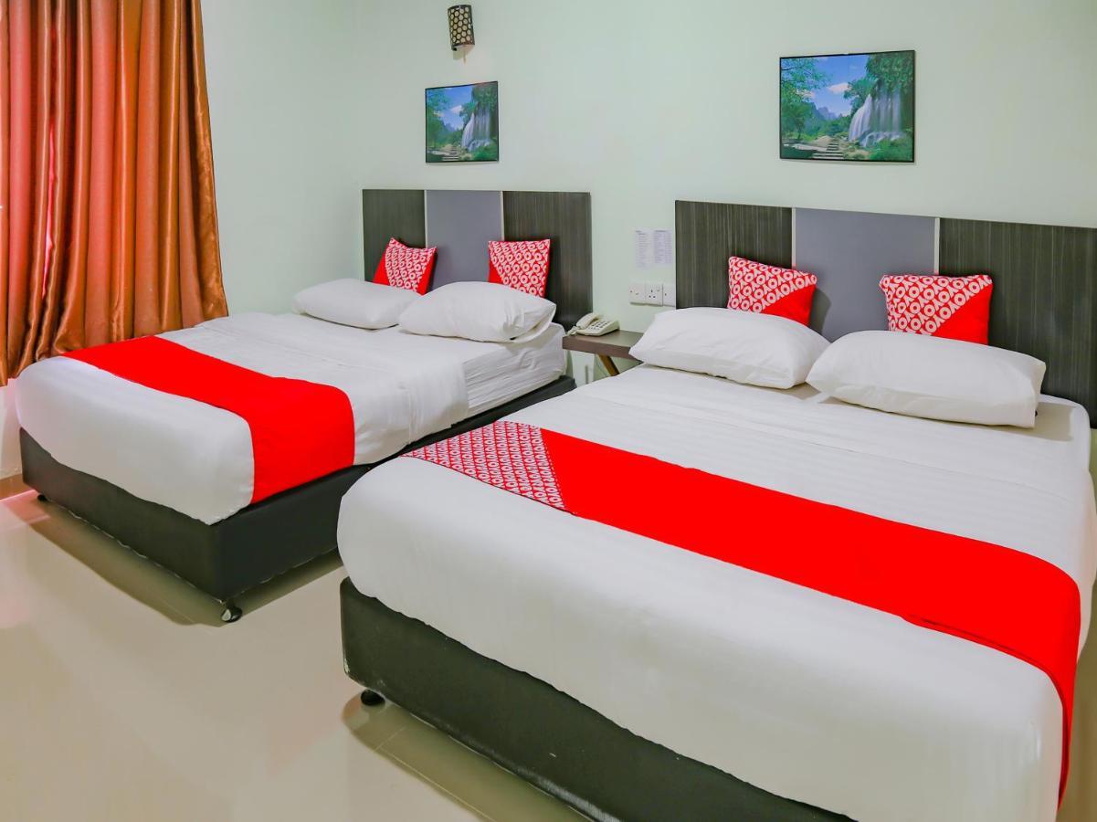 Oyo 90269 Hotel Indorasa 2 Jodoh  Zewnętrze zdjęcie