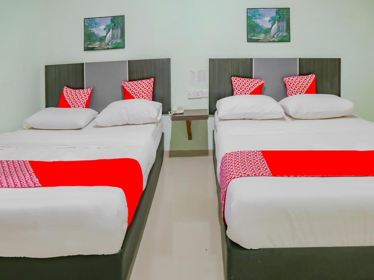 Oyo 90269 Hotel Indorasa 2 Jodoh  Zewnętrze zdjęcie