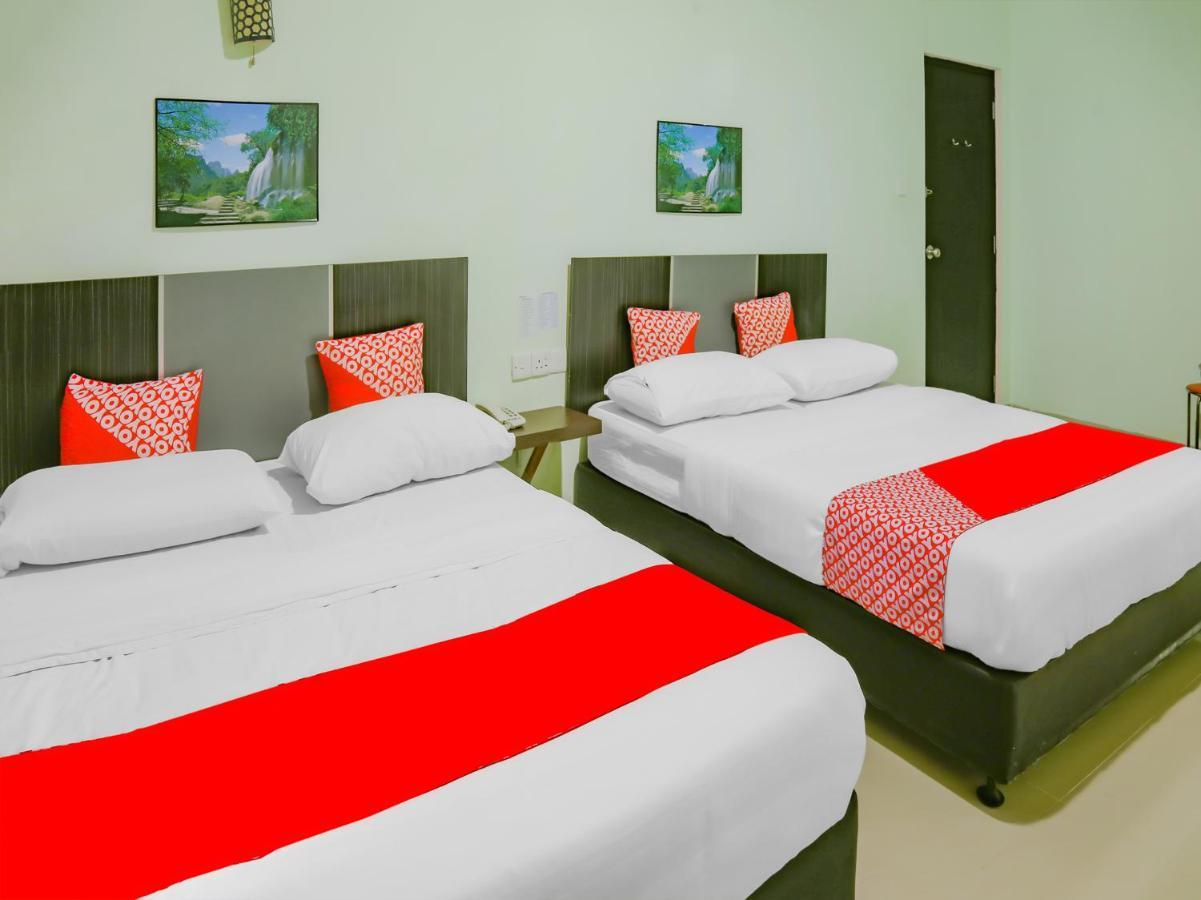 Oyo 90269 Hotel Indorasa 2 Jodoh  Zewnętrze zdjęcie